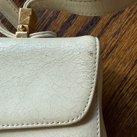 Givenchy Women’s Vintage Chic Cream Crossbody Bag - Picture 15 of 16